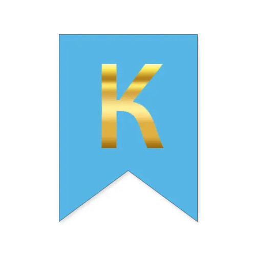 Буква К на флажке 16*12 см для индивидуальных надписей Голубой и золото